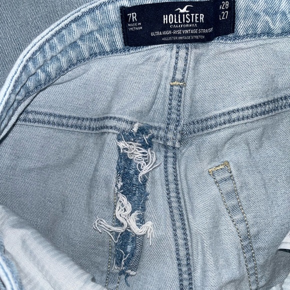 Hollister Jeans - Picture 9 of 9